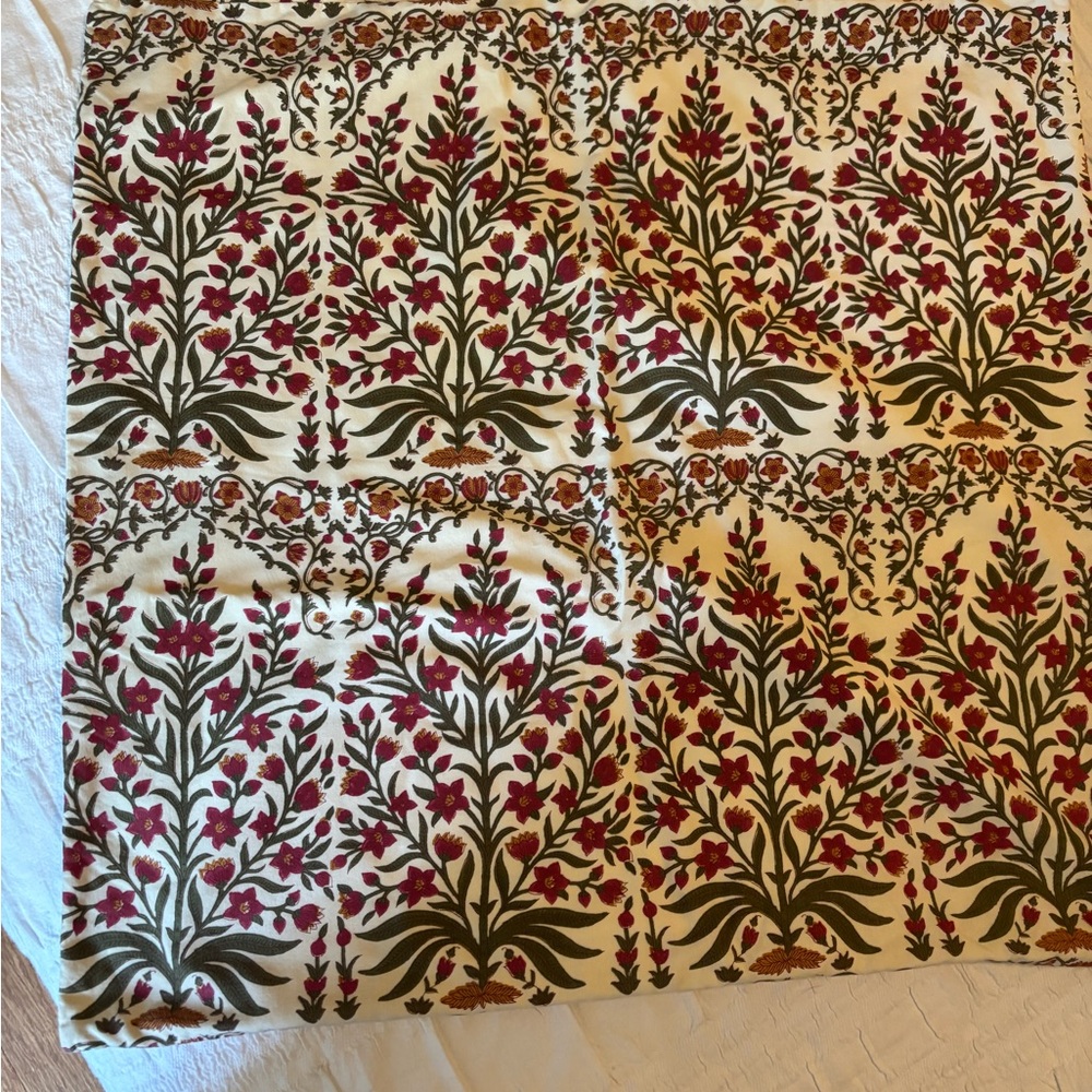 Pottery Barn Euro Sham cover